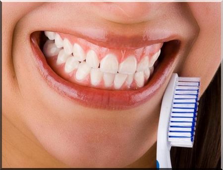 traitement naturel de la récession gingivale