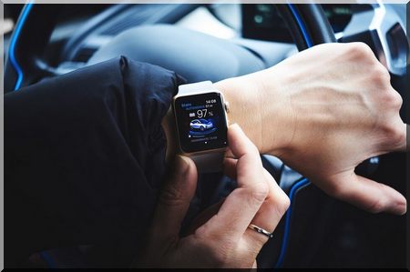 best smartwatch for health monitoring 2024