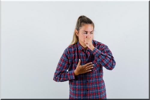 Home remedies for asthmatic cough - onion-honey syrup, mullein infusion and essential oil inhalation